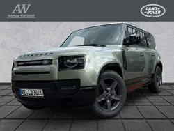 Grün Gebraucht 2024 Land Rover Defender SE Dynamic SUV | 75.900 € (Etwas zu teuer)