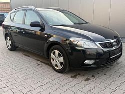 Schwarz Gebraucht 2011 Kia Ceed Sportswagon Vision Kombi | 1.600 € (Superpreis)