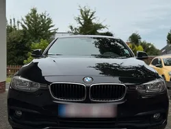 Schwarz Gebraucht 2016 BMW 318 Advantage Kombi | 11.999 € (Guter Preis)