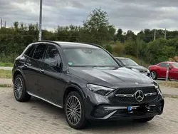 Grau Gebraucht 2023 Mercedes GLC400d Advanced SUV | 82.000 €