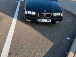 Schwarz Gebraucht 1998 BMW 316 Kombi | 1.499 € (Guter Preis)