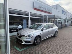 Silber Gebraucht 2016 Renault Mégane GrandTour Experience Kombi | 10.490 € (Etwas zu teuer)
