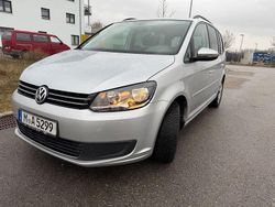 Silber Gebraucht 2011 VW Touran Van / Kleinbus | 3.999 € (Guter Preis)