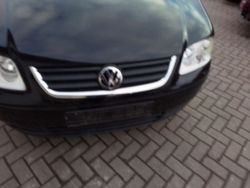 Schwarz Gebraucht 2005 VW Touran Trendline Van / Kleinbus | 1.350 € (Guter Preis)
