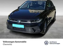 Deep black perleffekt Gebraucht 2024 VW Polo Style Limousine | 24.690 € (Etwas zu teuer)