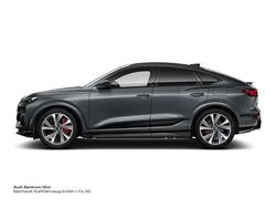 Grau Neu 2025 Audi SQ6 Sportback e-tron Sport SUV | 104.801 € (Teuer)