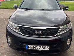 Schwarz Gebraucht 2012 Kia Sorento Spirit SUV | 10.800 € (Etwas zu teuer)