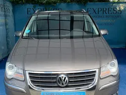 Grau Gebraucht 2008 VW Touran Highline Van / Kleinbus | 2.799 € (Superpreis)