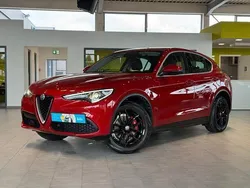 Rot Gebraucht 2019 Alfa Romeo Stelvio Super SUV | 27.995 € (Guter Preis)