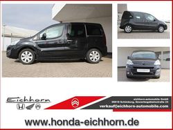 Schwarz Gebraucht 2017 Citroën Berlingo Feel Van / Kleinbus | 11.980 € (Teuer)