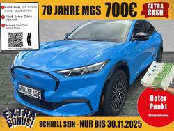 Grabber blue metallic Gebraucht 2025 Ford Mustang Mach-E Premium SUV | 47.990 € (Teuer)