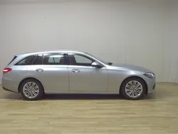 Grau Gebraucht 2022 Mercedes C200 Avantgarde Kombi | 22.480 € (Guter Preis)