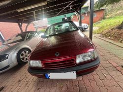 Rot Gebraucht 1991 Opel Vectra Limousine | 2.250 €