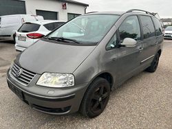 Grau Gebraucht 2009 VW Sharan Sportline Van / Kleinbus | 2.590 € (Guter Preis)