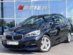 Black sapphire metallic Gebraucht 2021 BMW 218 M Sport Van / Kleinbus | 25.390 € (Fairer Preis)