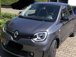 Grau Gebraucht 2023 Renault Twingo Techno Kleinwagen | 12.700 € (Guter Preis)