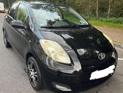 Schwarz Gebraucht 2009 Toyota Yaris Sol Limousine | 3.500 € (Fairer Preis)
