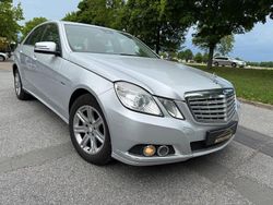 Silber Gebraucht 2009 Mercedes E220 Limousine | 8.290 € (Fairer Preis)