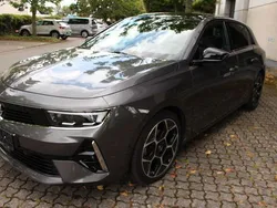 Grau Gebraucht 2023 Opel Astra Ultimate Limousine | 21.900 € (Guter Preis)