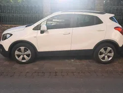 Weiß Gebraucht 2015 Opel Mokka Edition SUV | 10.900 € (Fairer Preis)