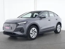 Kieselgrau Gebraucht 2023 Audi Q4 Sportback e-tron Basis SUV | 29.839 € (Guter Preis)