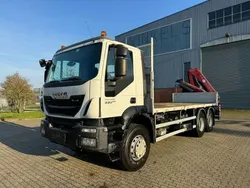 Weiss Gebraucht 2014 Iveco Massif | 41.055 €