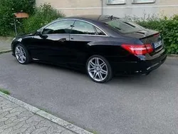 Schwarz Gebraucht 2013 Mercedes E350 Coupé | 12.799 € (Fairer Preis)