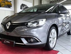 Grau Gebraucht 2017 Renault Scénic IV Experience Van / Kleinbus | 8.990 € (Fairer Preis)