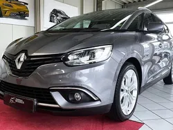 Grau Gebraucht 2017 Renault Scénic IV Experience Van / Kleinbus | 9.990 € (Fairer Preis)