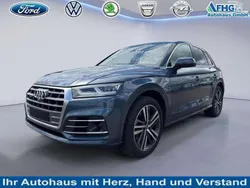 Utopiablau metallic (metallic) Gebraucht 2018 Audi Q5 Sport SUV | 35.000 €