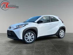 Schneeweiß Neu 2025 Toyota Aygo X-play Kleinwagen | 17.690 €
