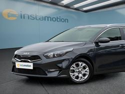 Grau Gebraucht 2023 Kia Ceed Kombi | 21.249 € (Fairer Preis)