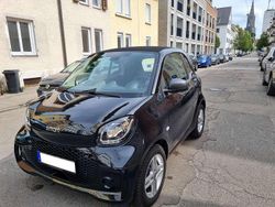 Schwarz Gebraucht 2023 Smart ForTwo Electric Drive Coupé | 12.999 € (Etwas zu teuer)