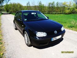 Schwarz metallic Gebraucht 2002 VW Golf IV Limousine | 2.200 € (Fairer Preis)
