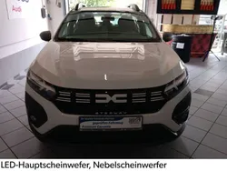 Weiß Gebraucht 2023 Dacia Sandero Stepway Kleinwagen | 15.995 € (Fairer Preis)