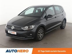 Grau Gebraucht 2016 VW Golf Sportsvan Allstar Van / Kleinbus | 12.980 € (Fairer Preis)