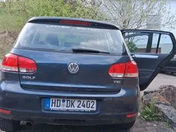 Blau Gebraucht 2010 VW Golf VI Limousine | 5.000 € (Fairer Preis)