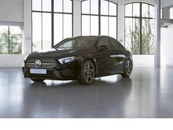 Schwarz Gebraucht 2022 Mercedes A250 AMG Limousine | 27.887 € (Fairer Preis)