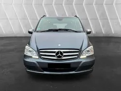 Grau Gebraucht 2010 Mercedes Viano Van / Kleinbus | 17.500 € (Guter Preis)