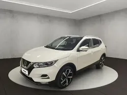 Brilliant white (m) Gebraucht 2021 Nissan Qashqai Akari SUV | 22.350 € (Fairer Preis)