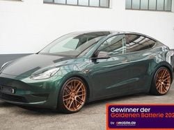 Grau Gebraucht 2023 Tesla Model Y Standard Range SUV | 30.950 € (Guter Preis)