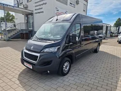 Lackierung grau graphito/metal Gebraucht 2022 Peugeot Boxer Premium Van | 25.990 €
