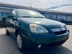 Grün Gebraucht 2004 Suzuki Liana Comfort Van / Kleinbus | 2.950 € (Teuer)