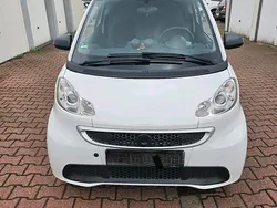 Weiß Gebraucht 2014 Smart ForTwo Coupé Coupé | 7.200 € (Etwas zu teuer)