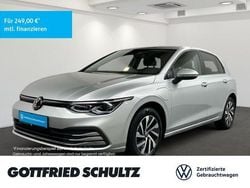 Silber Gebraucht 2021 VW Golf VIII Style Limousine | 19.950 € (Guter Preis)