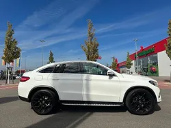 Weiß Gebraucht 2016 Mercedes GLE400 SUV | 33.500 €