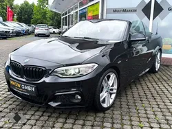 Black sapphire metallic Gebraucht 2016 BMW 220 M Sport Cabrio | 20.990 € (Fairer Preis)