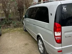Grau Gebraucht 2012 Mercedes Viano Van / Kleinbus | 19.300 € (Teuer)