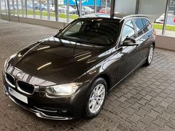 Braun Gebraucht 2016 BMW 320 Sport Line Kombi | 14.900 € (Fairer Preis)