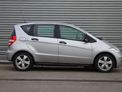 Silber Gebraucht 2004 Mercedes A170 Avantgarde Limousine | 2.189 € (Etwas zu teuer)